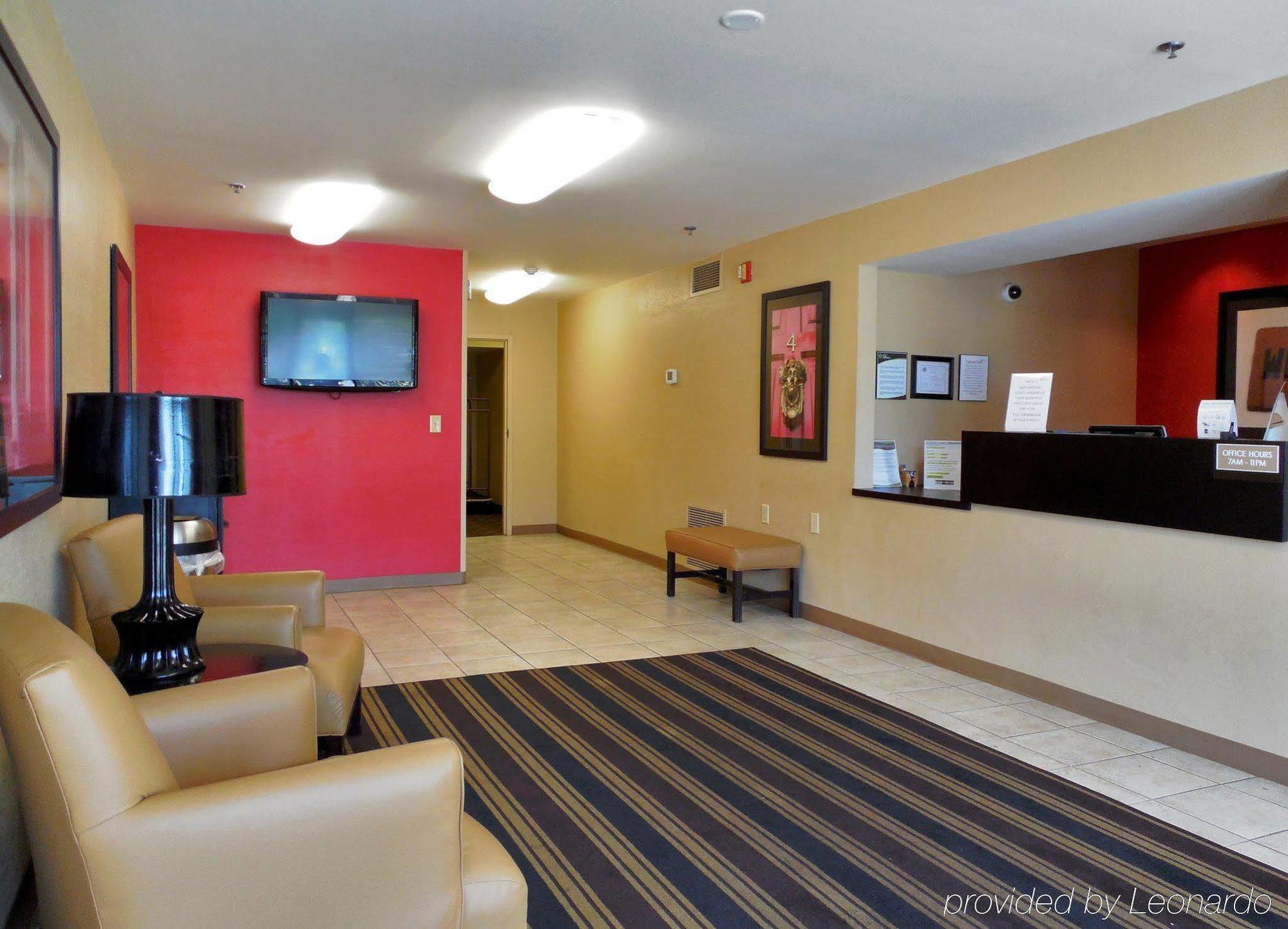 เอ็กซ์เทนด์ สเตย์ อเมริกา - เดอมอยน์ - เวสต์ เดอมอยน์ Hotel Clive ภายนอก รูปภาพ